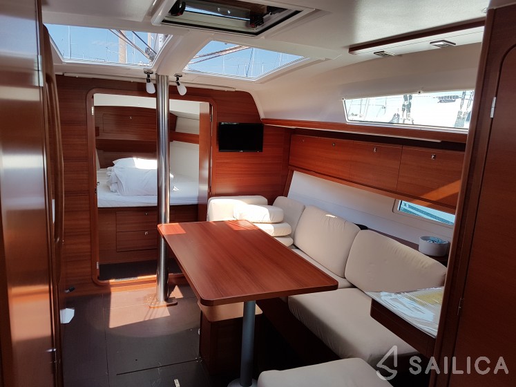 Dufour 382 GL - Yacht Charter Sailica