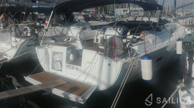 Hanse 455 - Yacht Charter Sailica