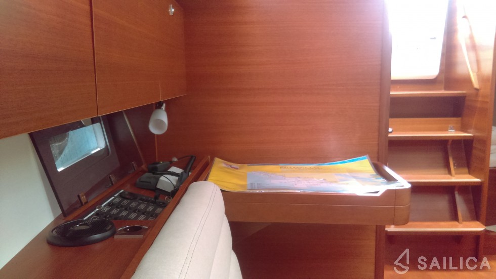 Dufour 350 Grand Large - Yacht Charter Sailica