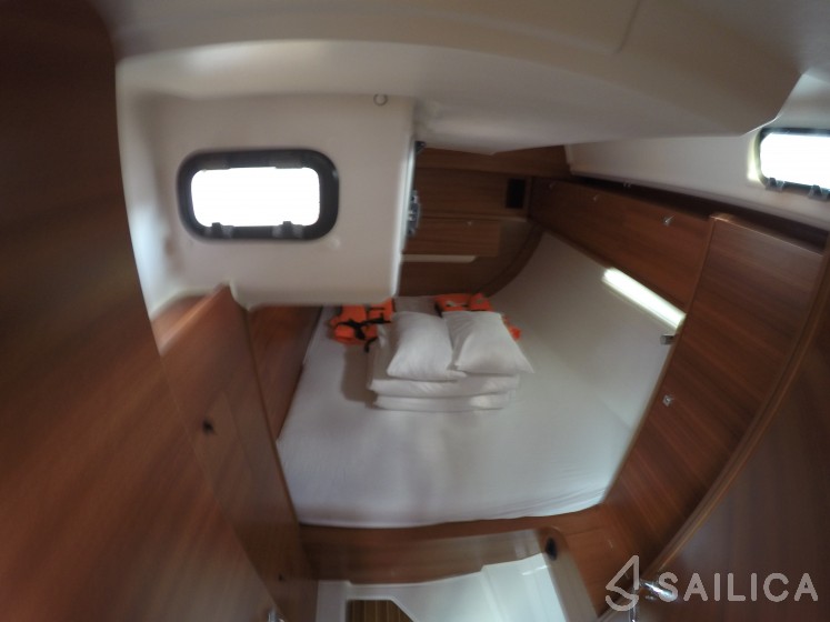 Dufour 512 Grand Large - Yacht Charter Sailica