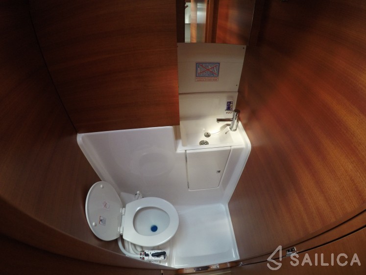 Dufour 512 Grand Large - Yacht Charter Sailica