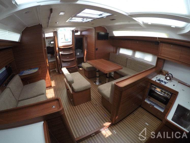 Dufour 512 Grand Large - Yacht Charter Sailica