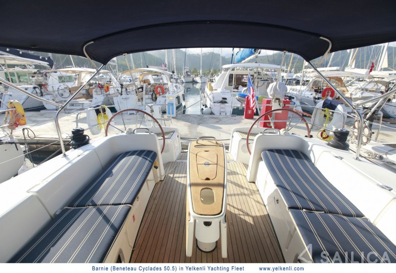Cyclades 50.5 - Yacht Charter Sailica