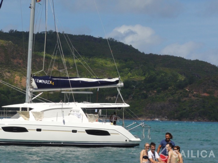 Leopard 44 - Yacht Charter Sailica