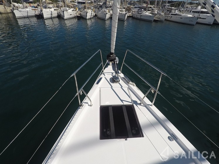 Hanse 458 - Yacht Charter Sailica