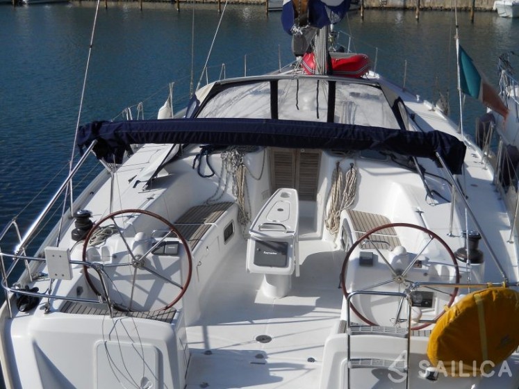 Cyclades 50.5 - Yacht Charter Sailica