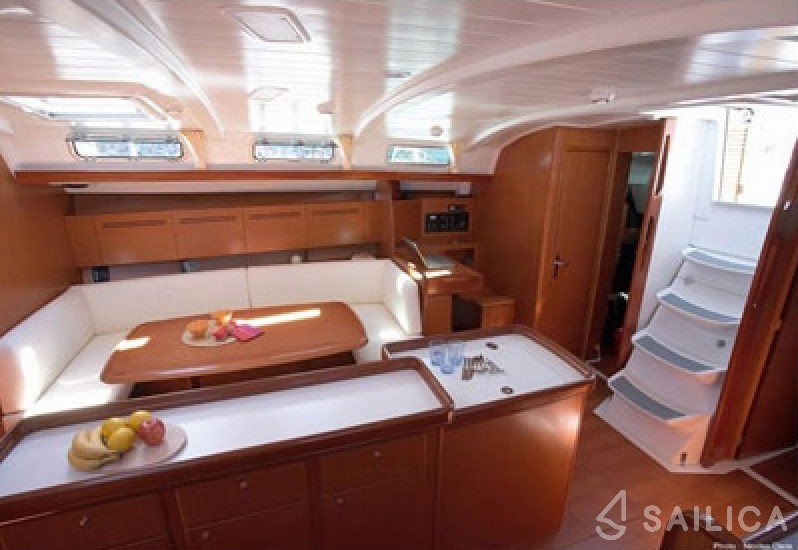 Cyclades 50.5 - Yacht Charter Sailica