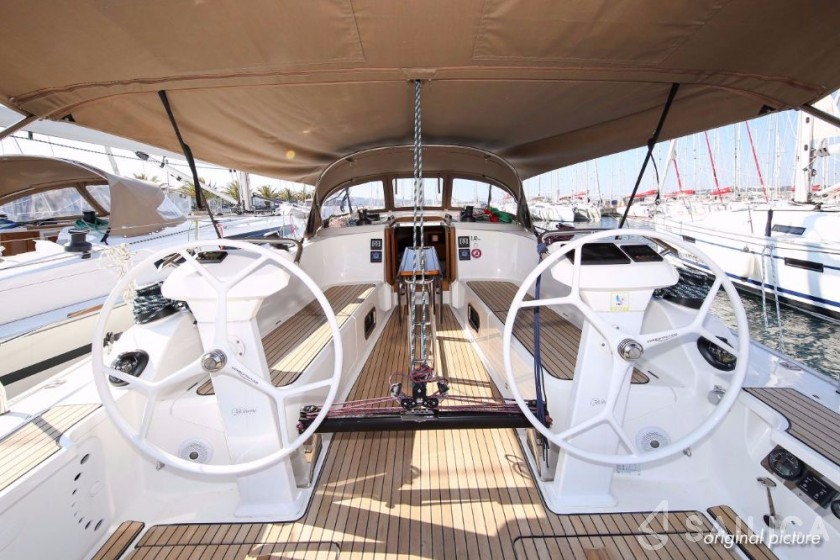 Bavaria Cruiser 41S - Yacht Charter Sailica