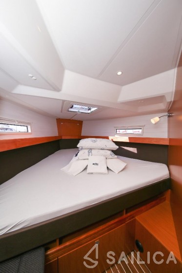 Bavaria Cruiser 41S - Yacht Charter Sailica