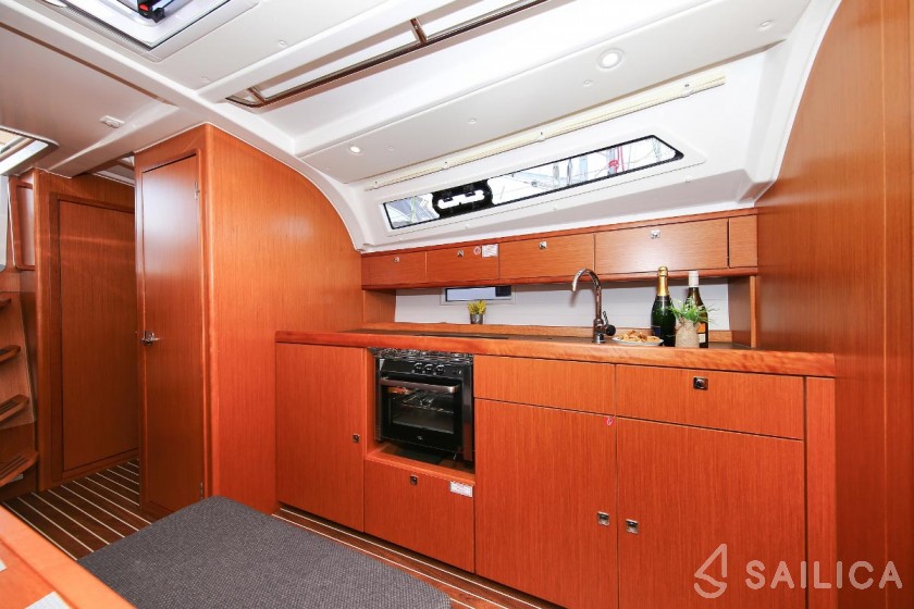 Bavaria Cruiser 41S - Yacht Charter Sailica