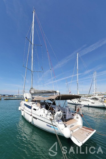 Bavaria Cruiser 41S - Yacht Charter Sailica