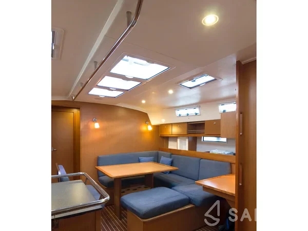 Bavaria 45 Cruiser - Yacht Charter Sailica