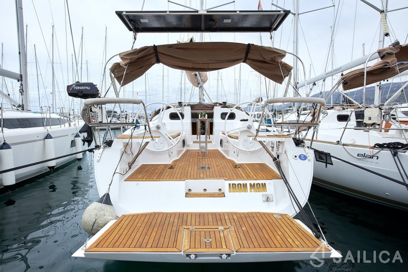 Elan 40 Impression - Yacht Charter Sailica