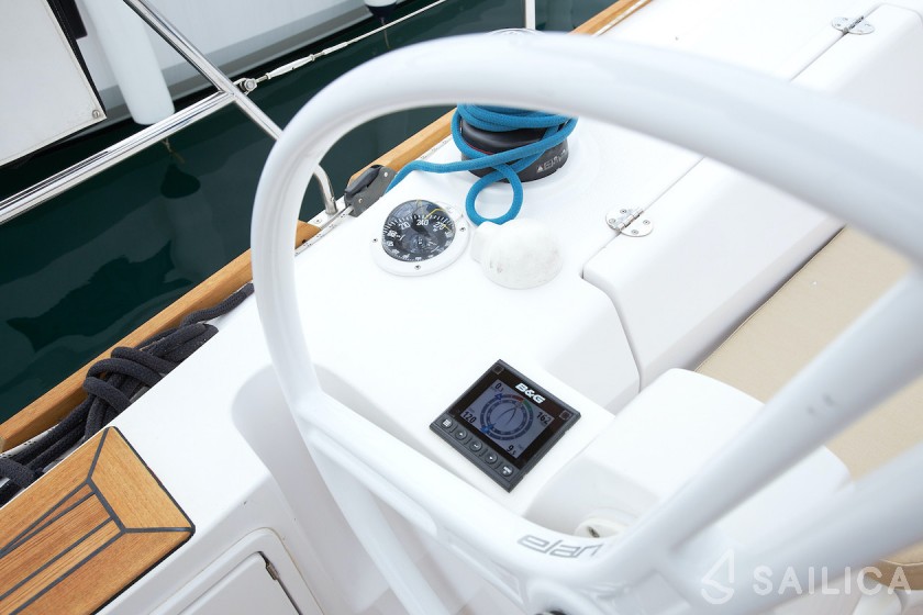 Elan 40 Impression - Yacht Charter Sailica
