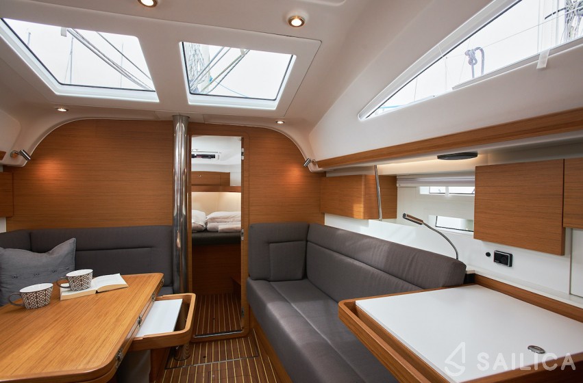 Elan 40 Impression - Yacht Charter Sailica