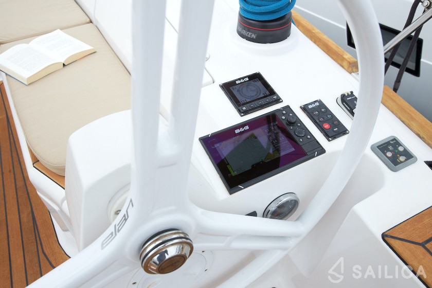 Elan 40 Impression - Yacht Charter Sailica