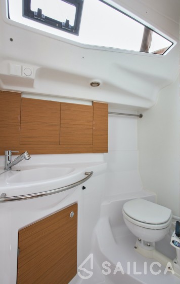 Elan 40 Impression - Yacht Charter Sailica