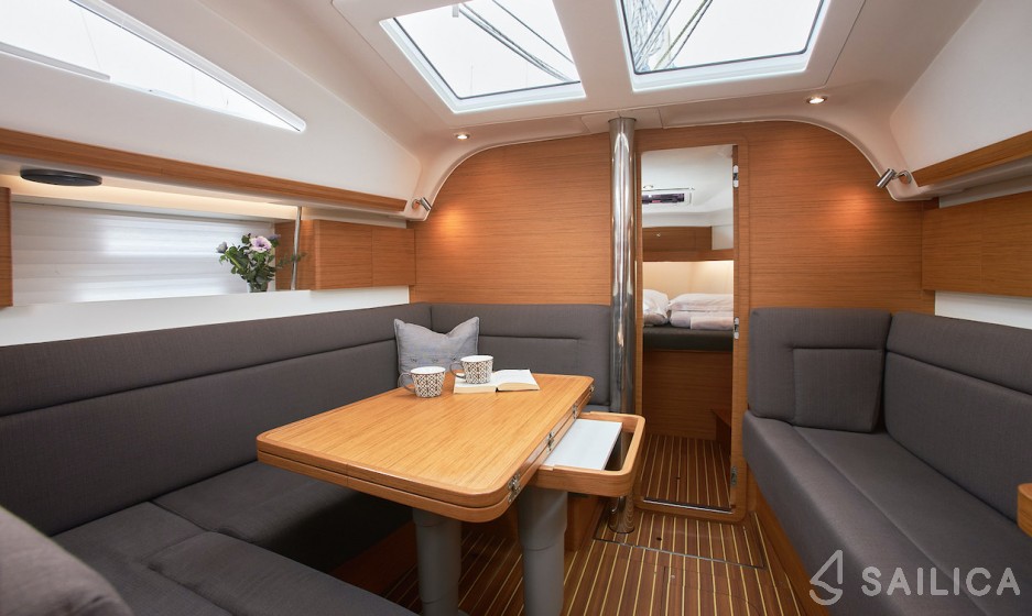 Elan 40 Impression - Yacht Charter Sailica