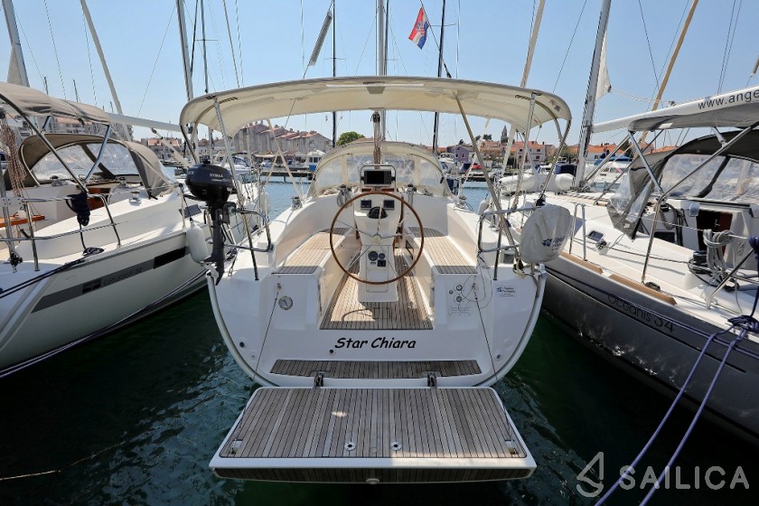 Bavaria 32 Cruiser - Yacht Charter Sailica
