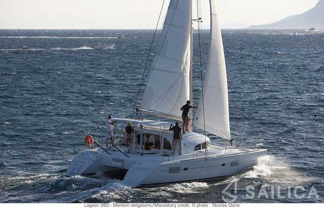 Lagoon 380 S2 - Yacht Charter Sailica