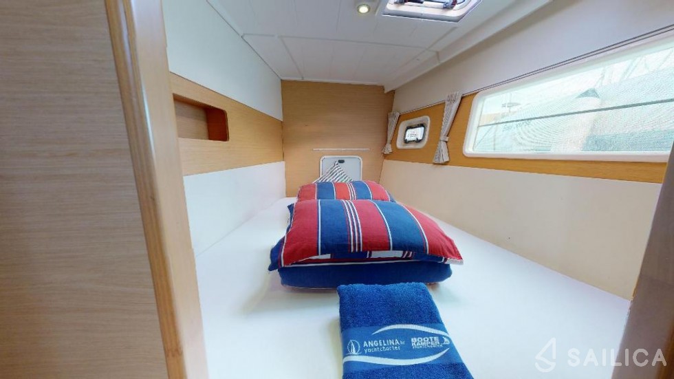 Lagoon 400 - 4 + 2 cab. - Yacht Charter Sailica