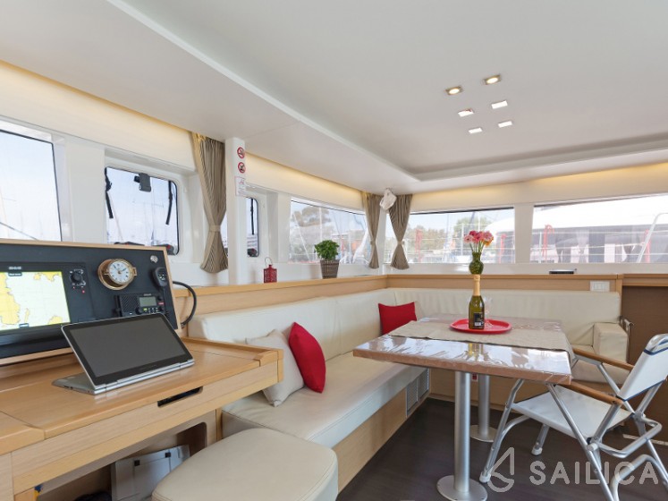 Lagoon 450 - Yacht Charter Sailica