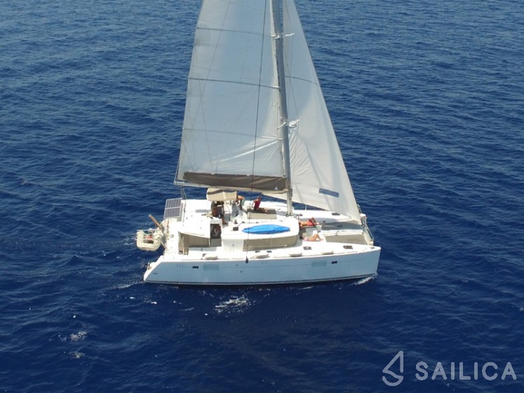 Lagoon 450 - Yacht Charter Sailica