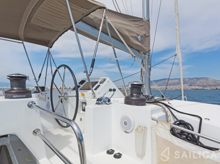 Lagoon 450 - Yacht Charter Sailica