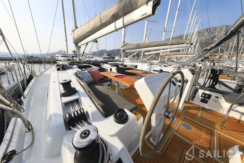 Hanse 508 - Yacht Charter Sailica