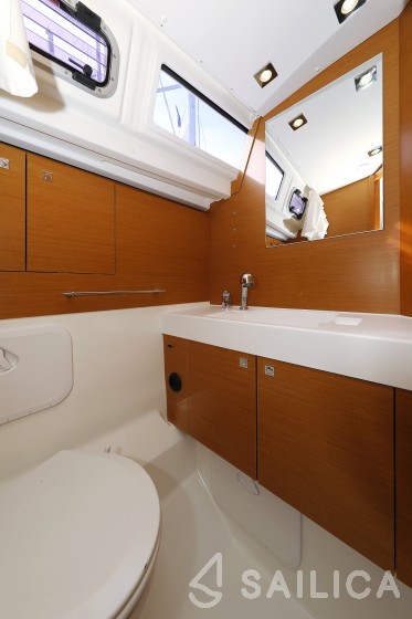 Sun Odyssey 469 - Yacht Charter Sailica