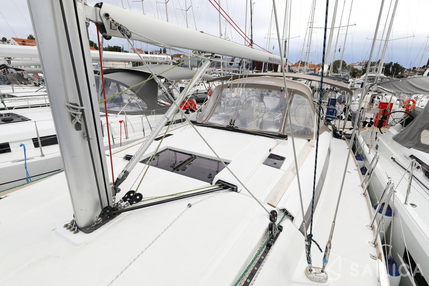 Sun Odyssey 469 - Yacht Charter Sailica