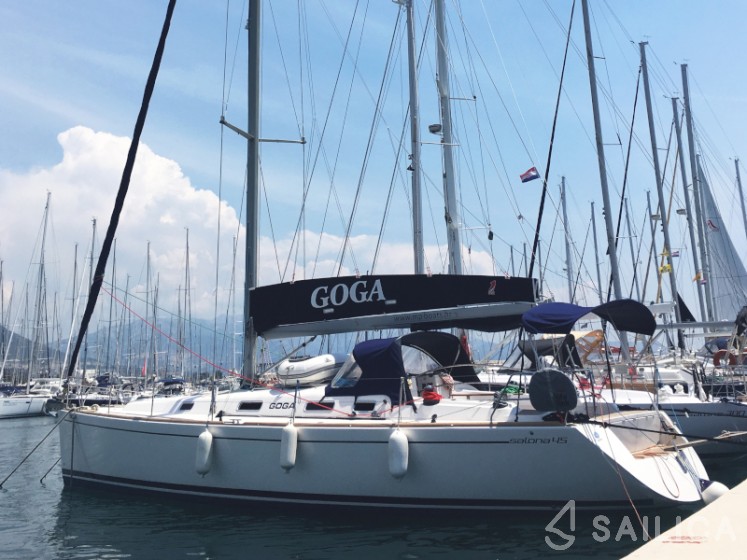 Salona 45 - Yacht Charter Sailica