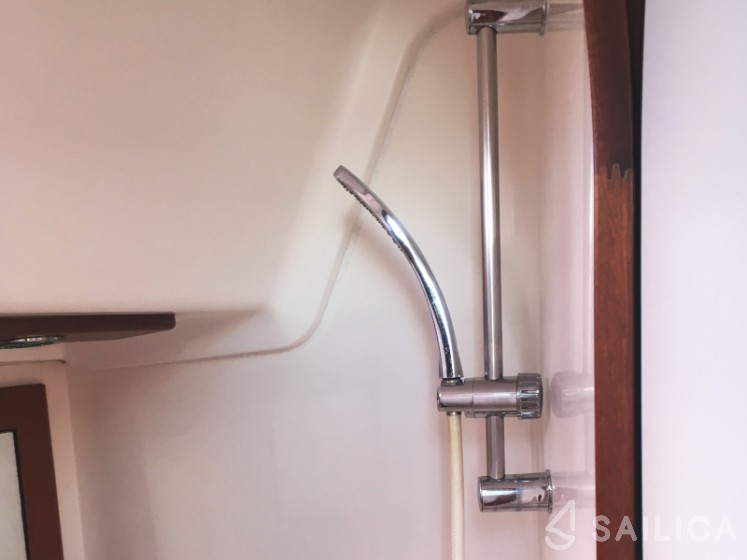 Salona 45 - Yacht Charter Sailica