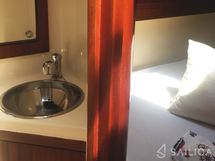 Salona 42 - Yacht Charter Sailica
