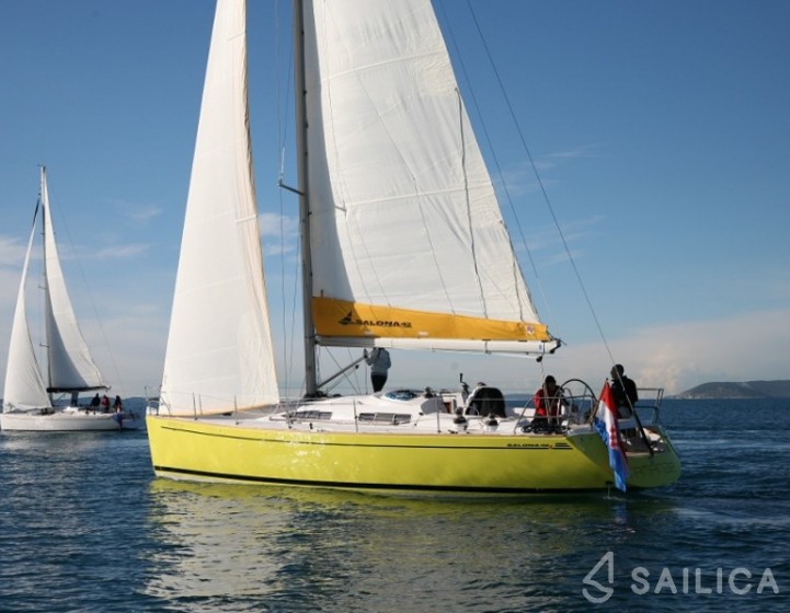 Salona 42 - Yacht Charter Sailica