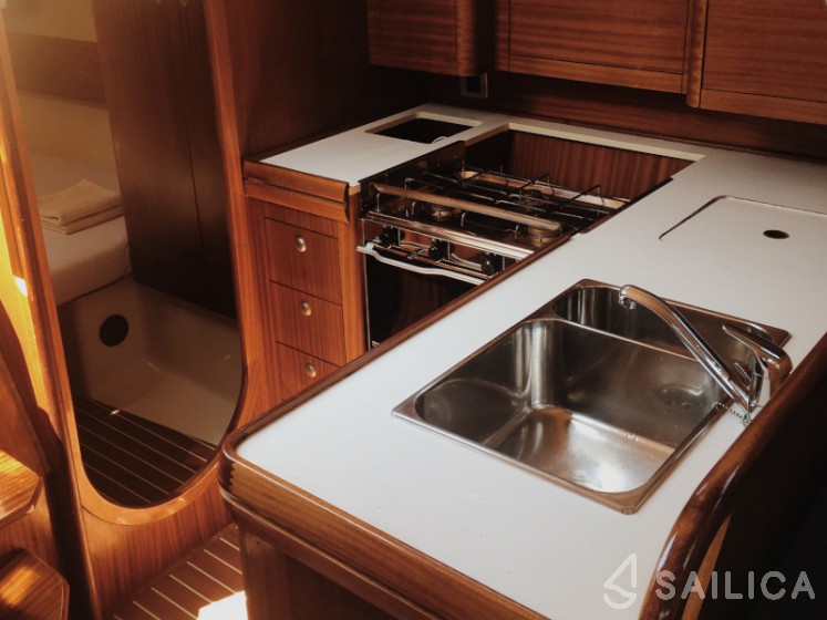 Salona 42 - Yacht Charter Sailica