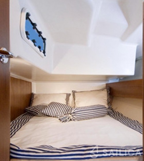 Salona 42 - Yacht Charter Sailica