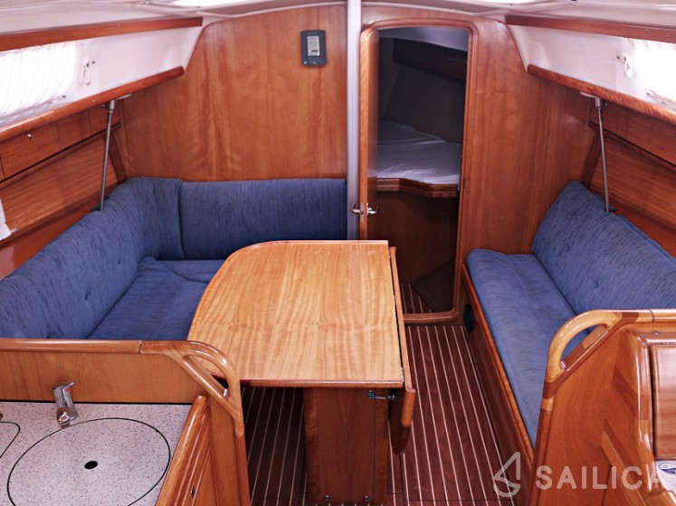 Bavaria 33 Cruiser - Yacht Charter Sailica