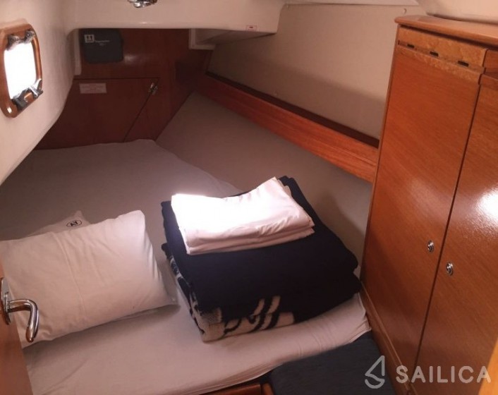 Bavaria 33 Cruiser - Yacht Charter Sailica