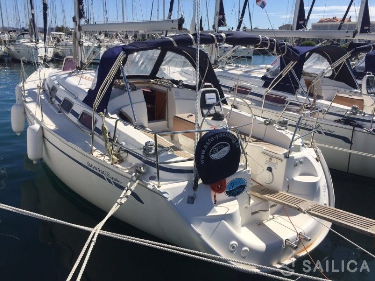 Bavaria 33 Cruiser - Yacht Charter Sailica