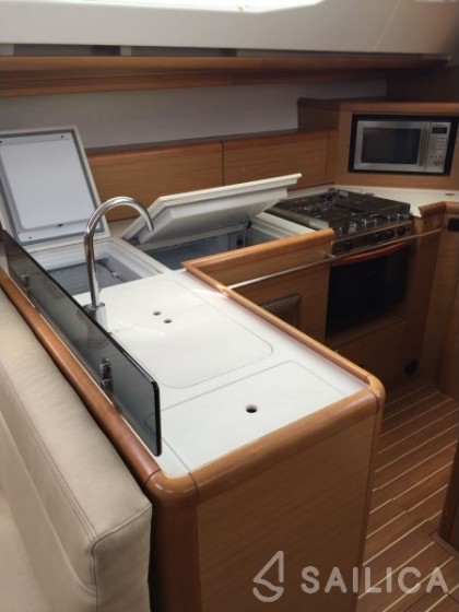 Sun Odyssey 50DS - Yacht Charter Sailica