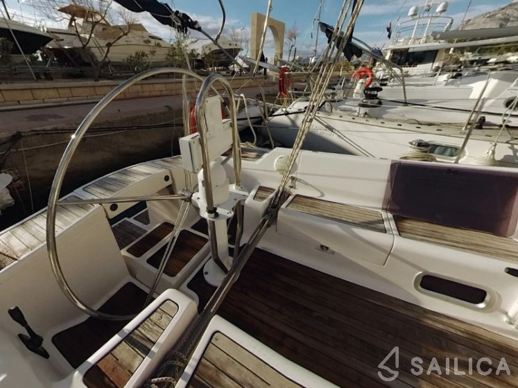 Elan 40 - Yacht Charter Sailica