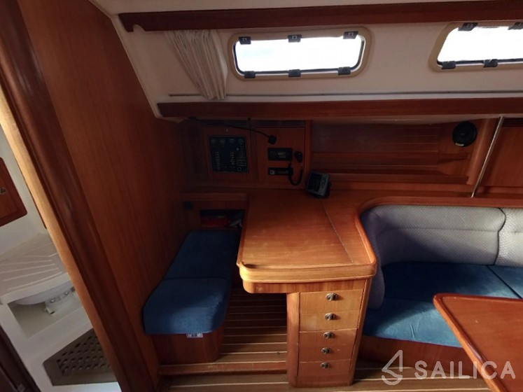 Elan 40 - Yacht Charter Sailica