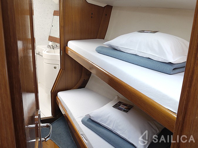 Elan 431 - Yacht Charter Sailica