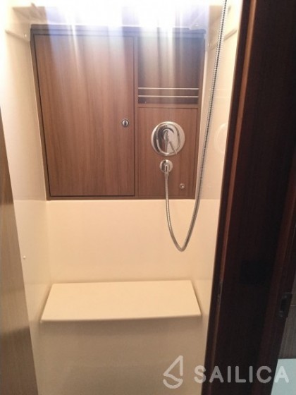 Bavaria Cruiser 45 - Yacht Charter Sailica