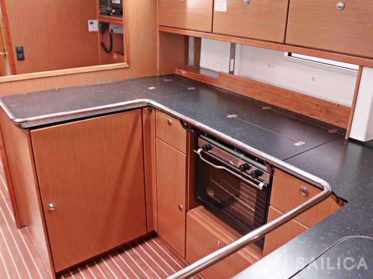 Bavaria 50 Cruiser - Yacht Charter Sailica