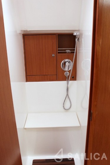 Bavaria 50 Cruiser - Yacht Charter Sailica