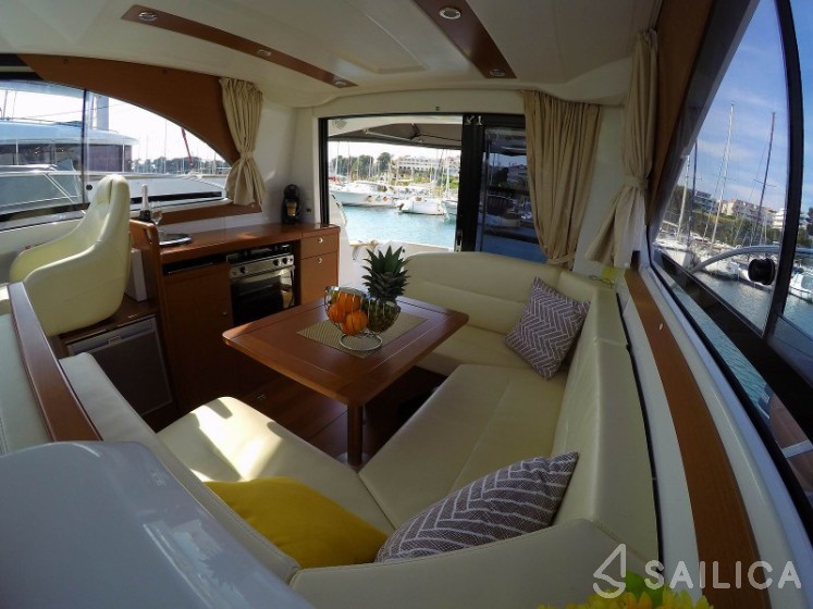 Antares 30 Fly - Yacht Charter Sailica