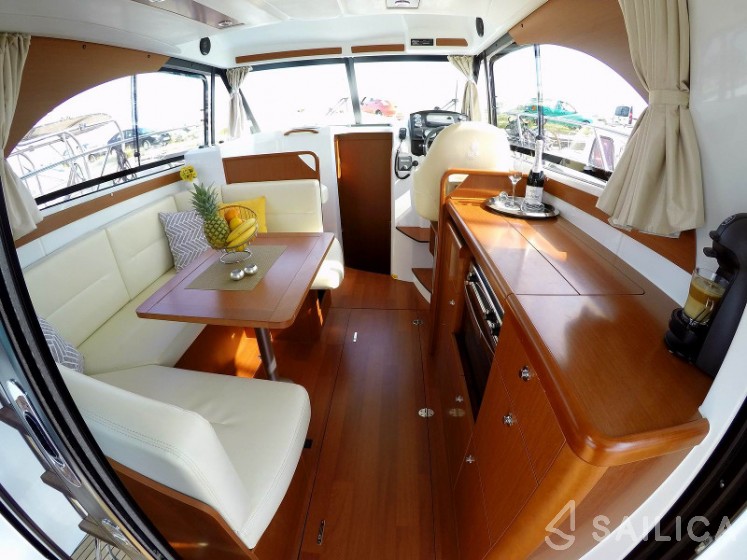 Antares 30 Fly - Yacht Charter Sailica