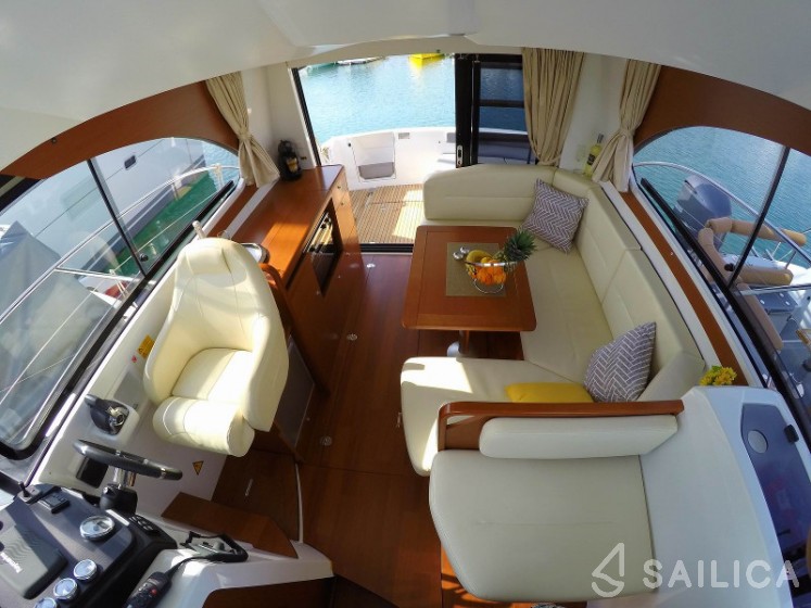 Antares 30 Fly - Yacht Charter Sailica